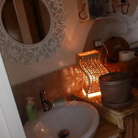 Accanto Al Battistero Ventimiglia